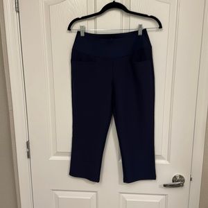 Navy blue Puma capris